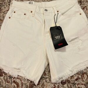 Levi 501s mid length shorts size 29